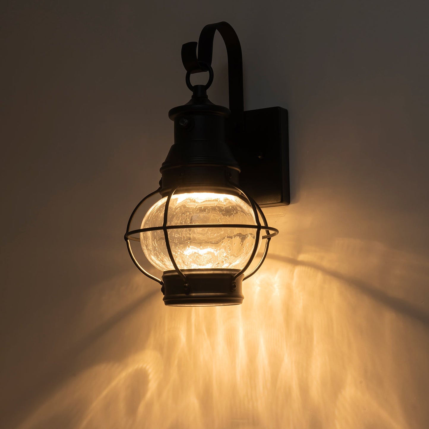 Hearthlight Dusk to Dawn LED Outdoor Wall Lantern