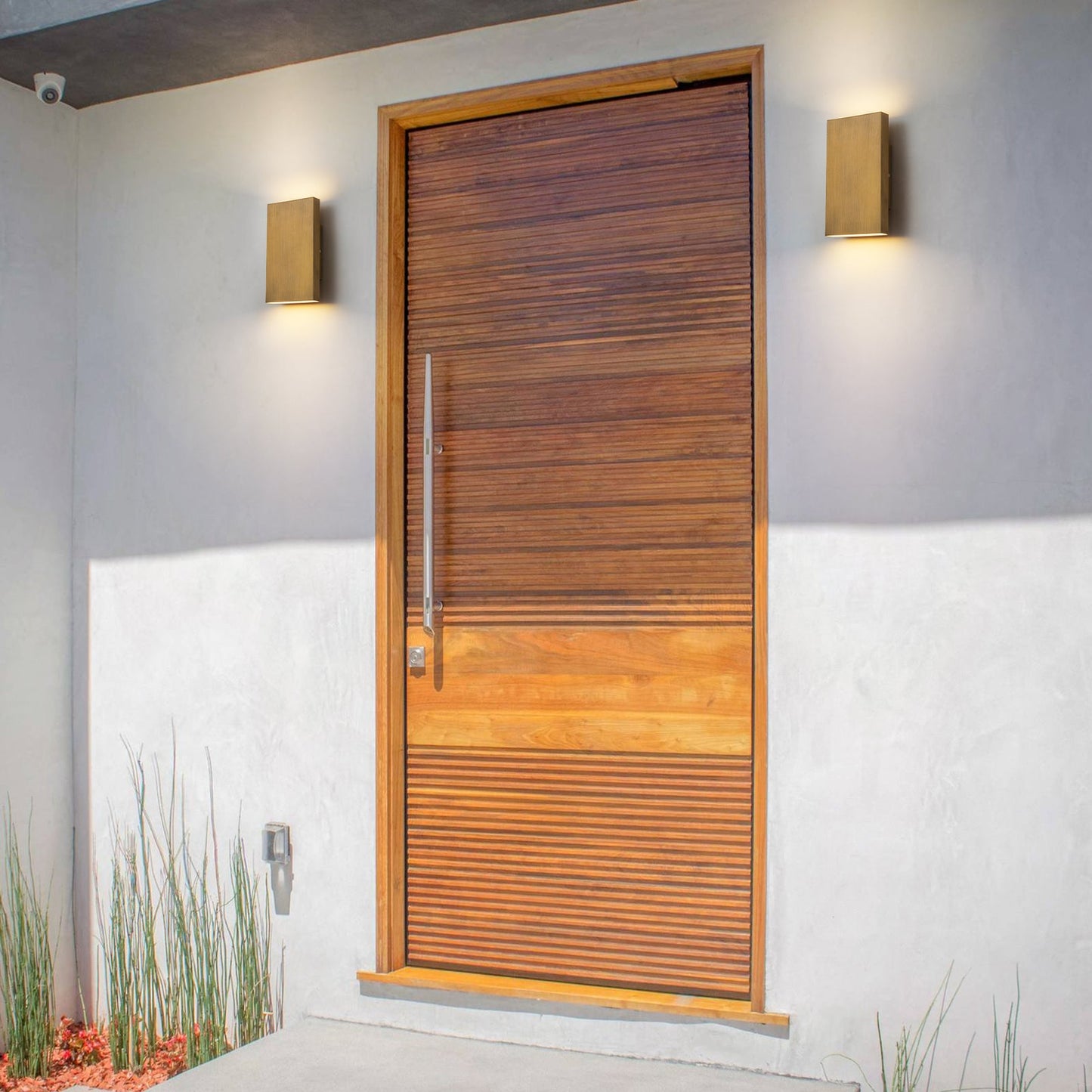 FloatBox LED Outdoor Wall Lantern