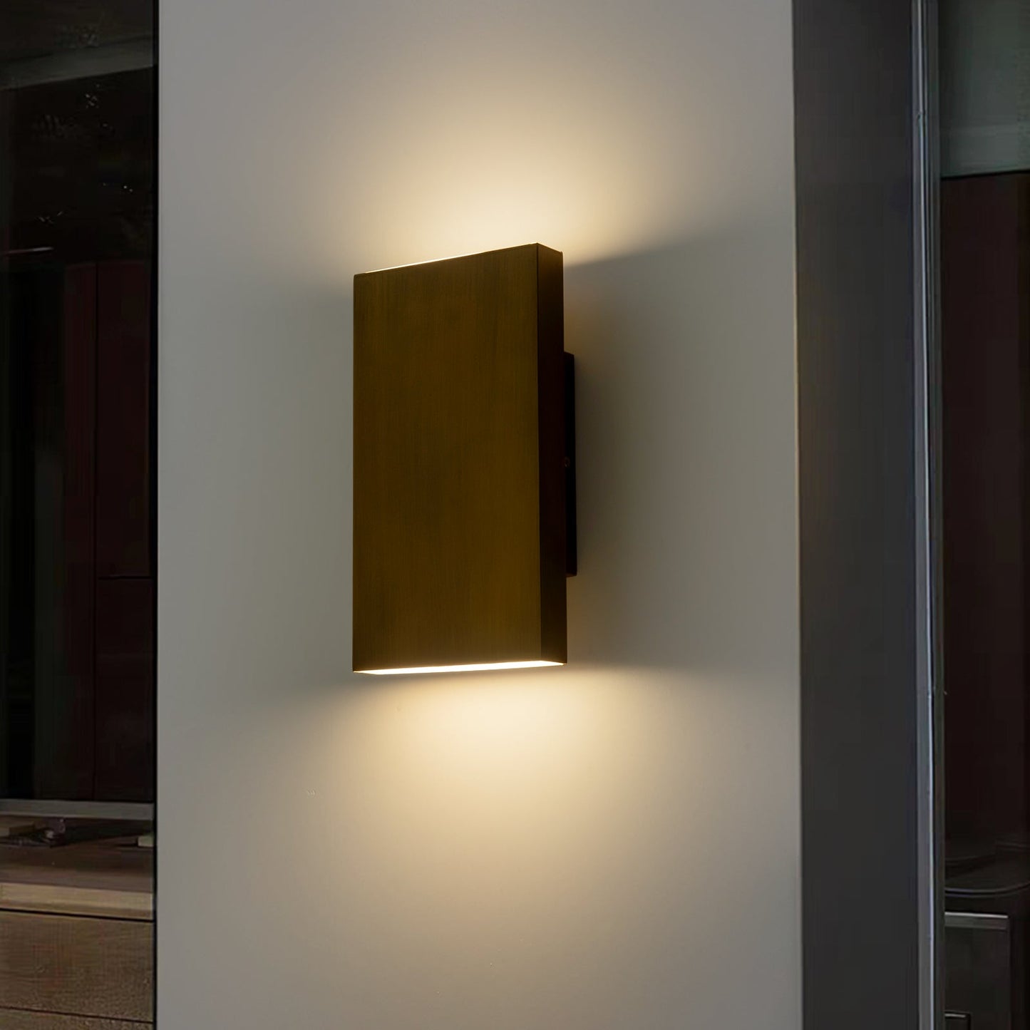 FloatBox LED Outdoor Wall Lantern