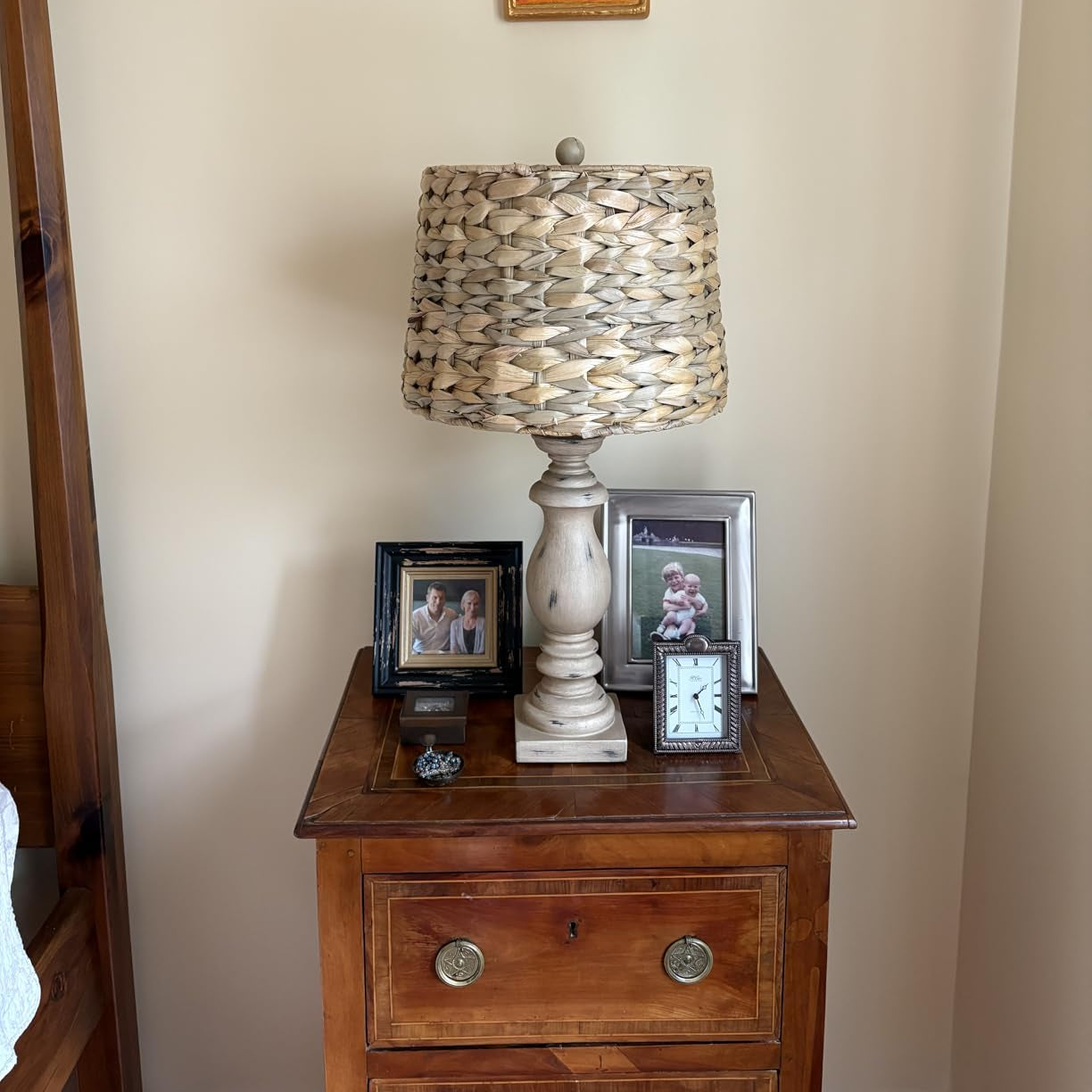 Farmhouse Seagrass Table Lamp with Wood & Resin Base