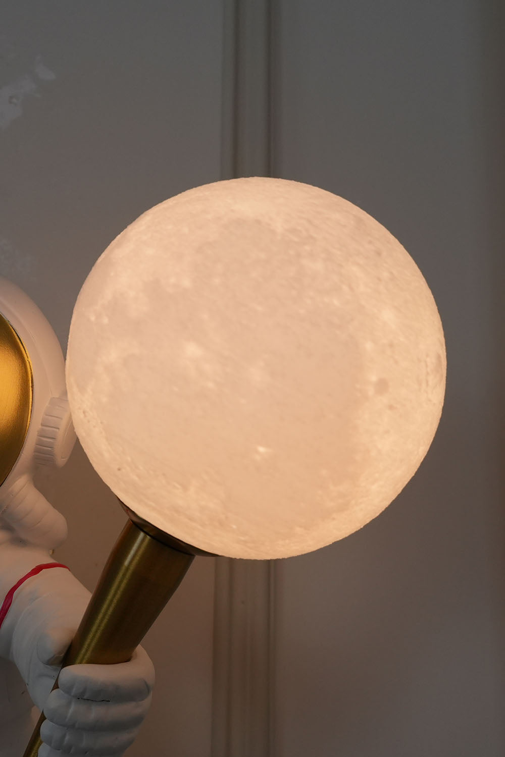 Astronaut Wall Lamp