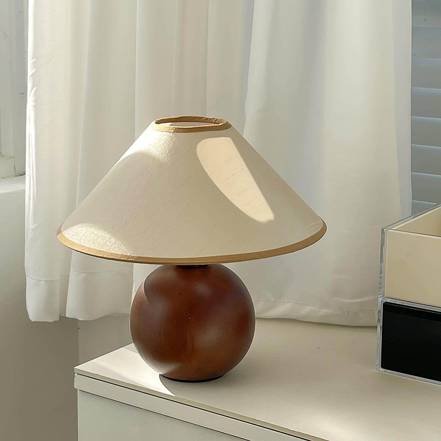 New Chinese Style Spherical Solid Wood Table Lamp