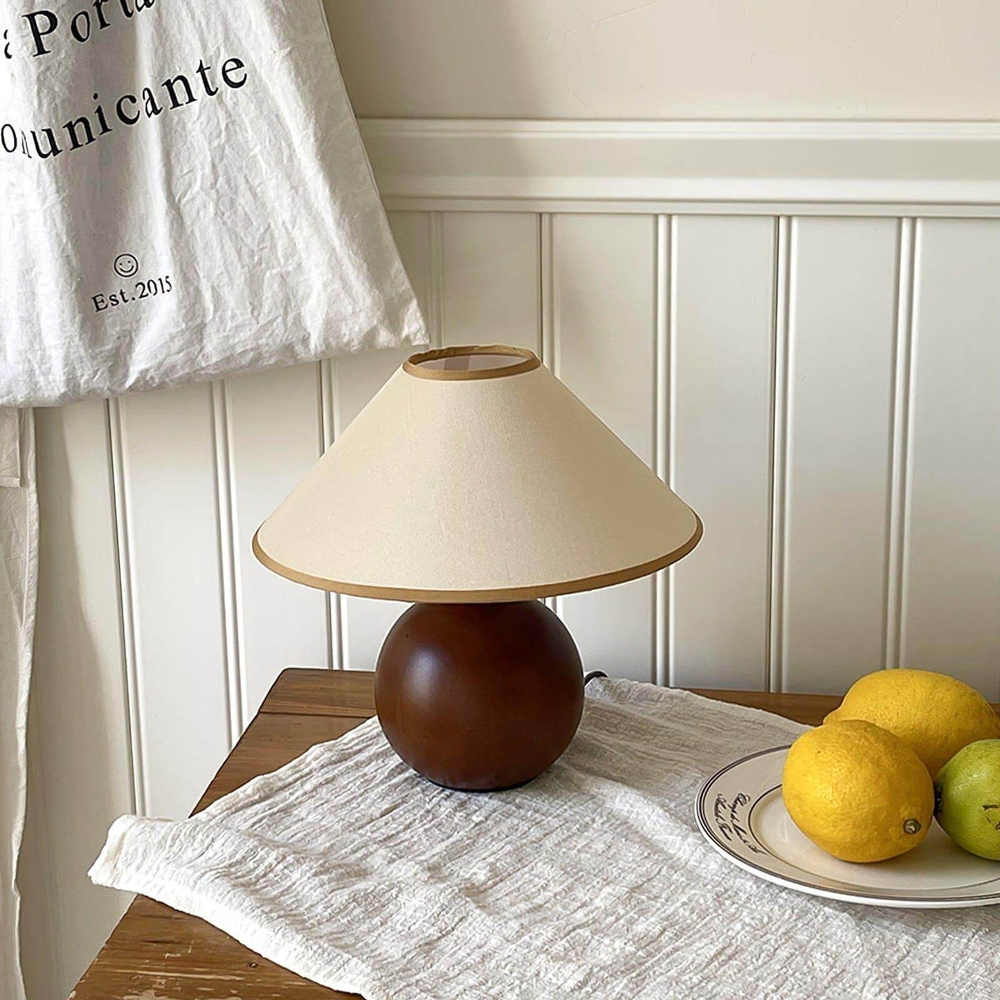 New Chinese Style Spherical Solid Wood Table Lamp