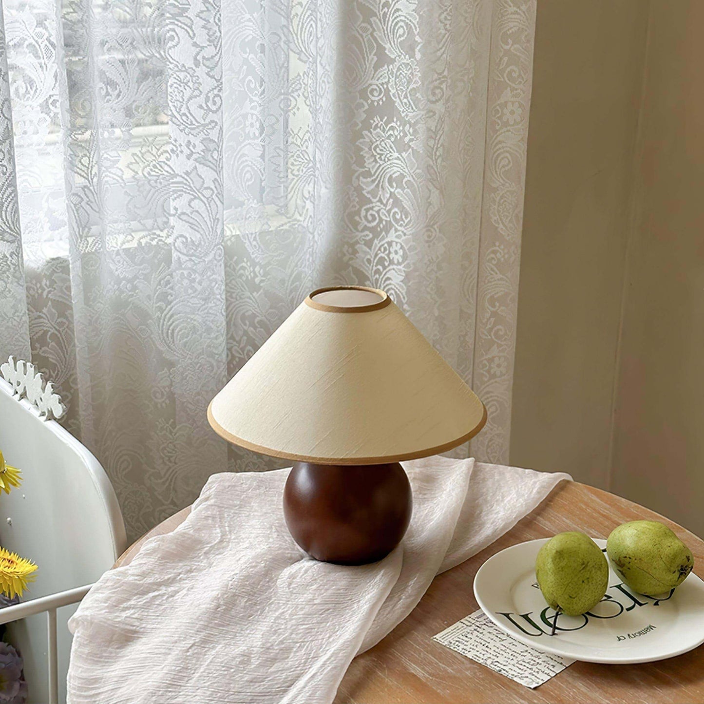 New Chinese Style Spherical Solid Wood Table Lamp