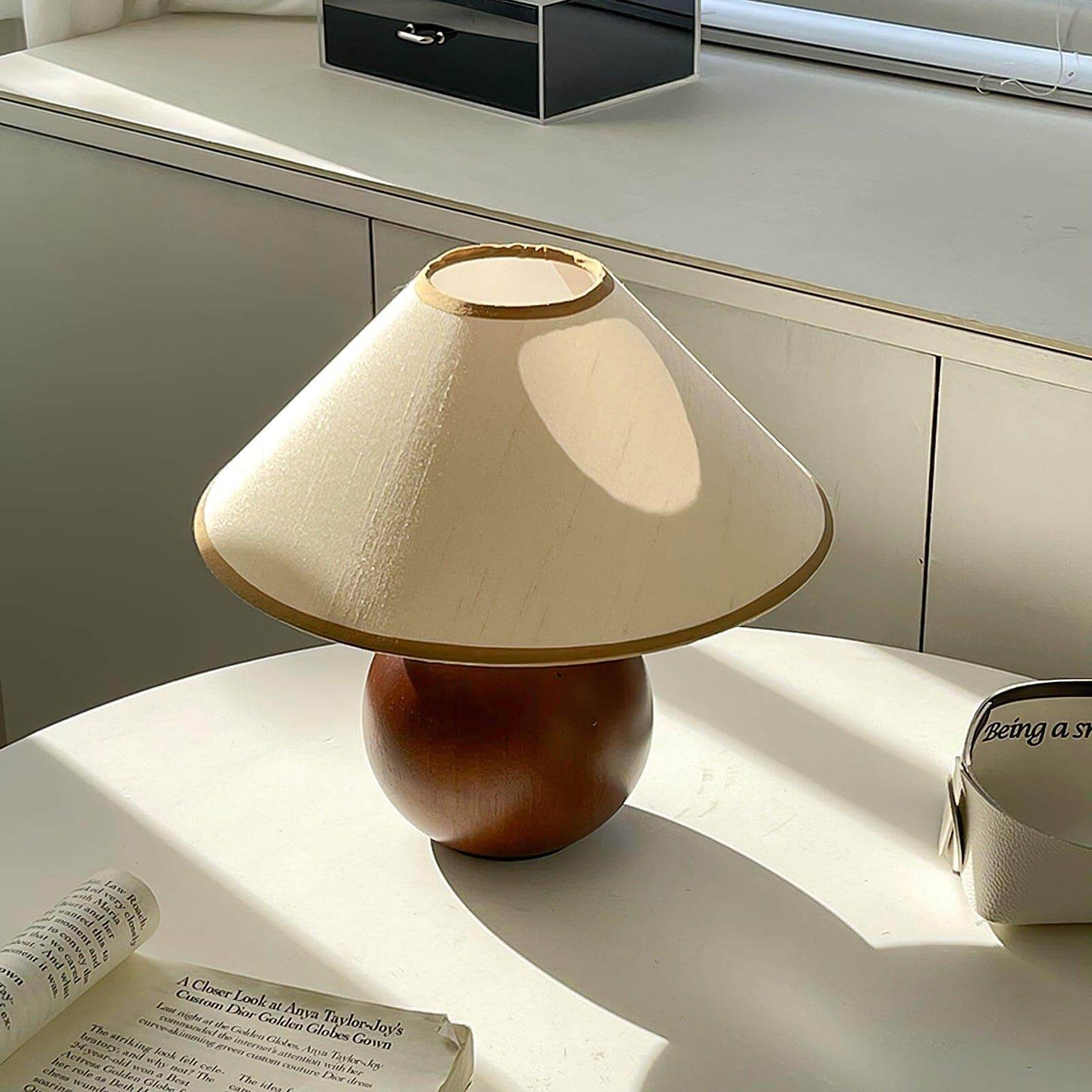New Chinese Style Spherical Solid Wood Table Lamp
