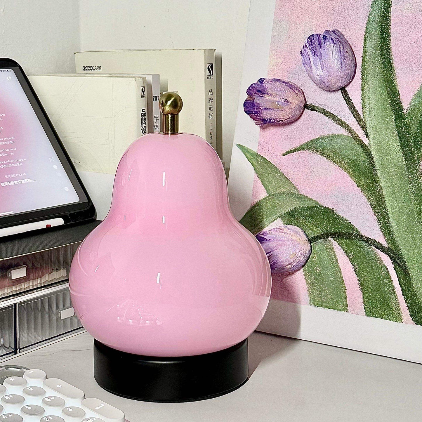 Cute Pear Table Lamp