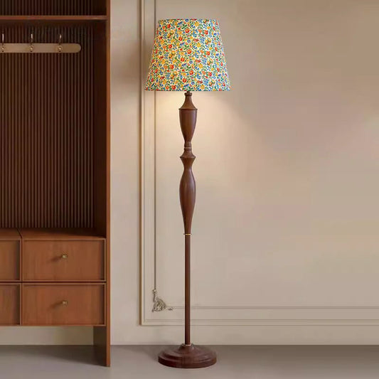 Pull cord switch vertical floor lamp French retro living room bedroom table lamp