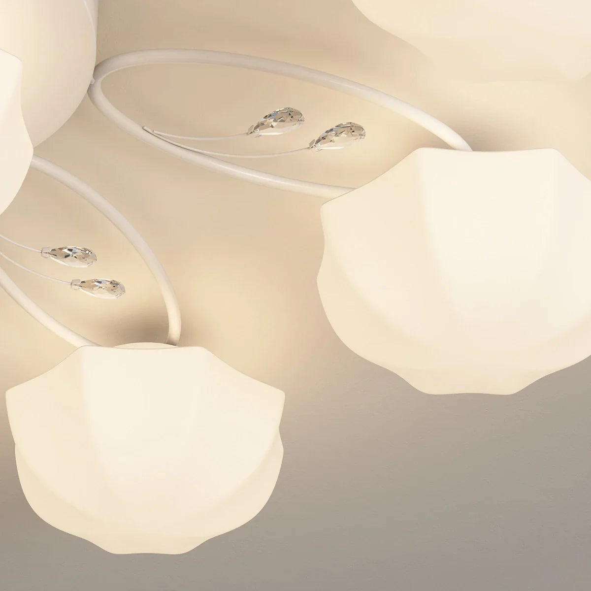 Modern Light Luxury French Bud Chandelier