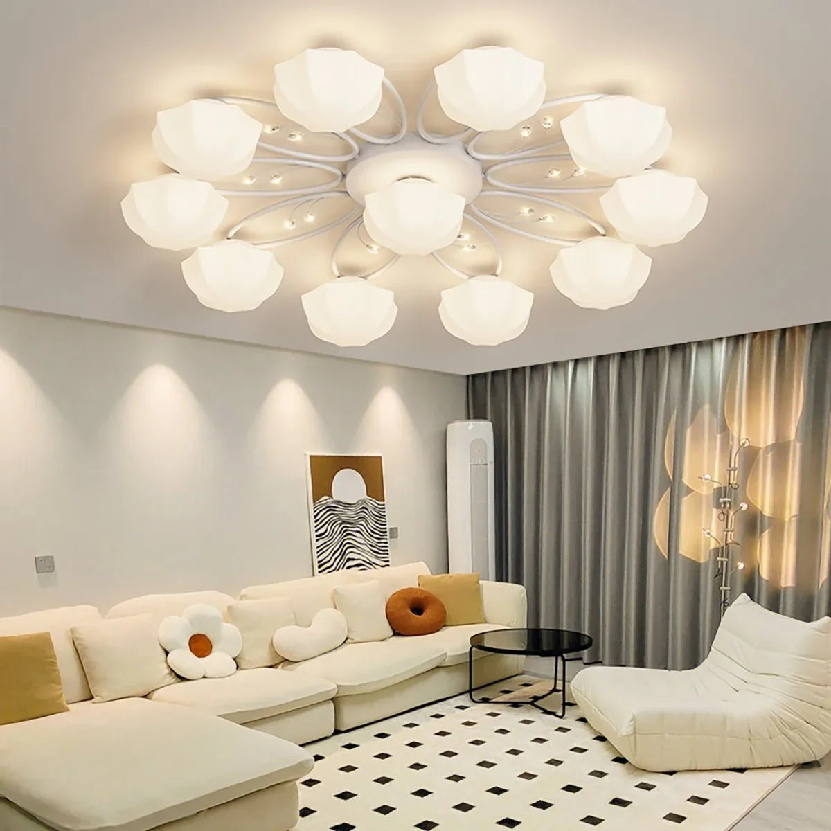 Modern Light Luxury French Bud Chandelier
