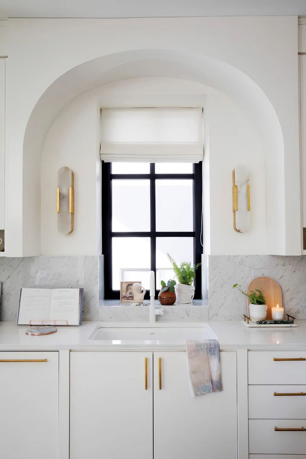 Modern Melange Elongated Sconce