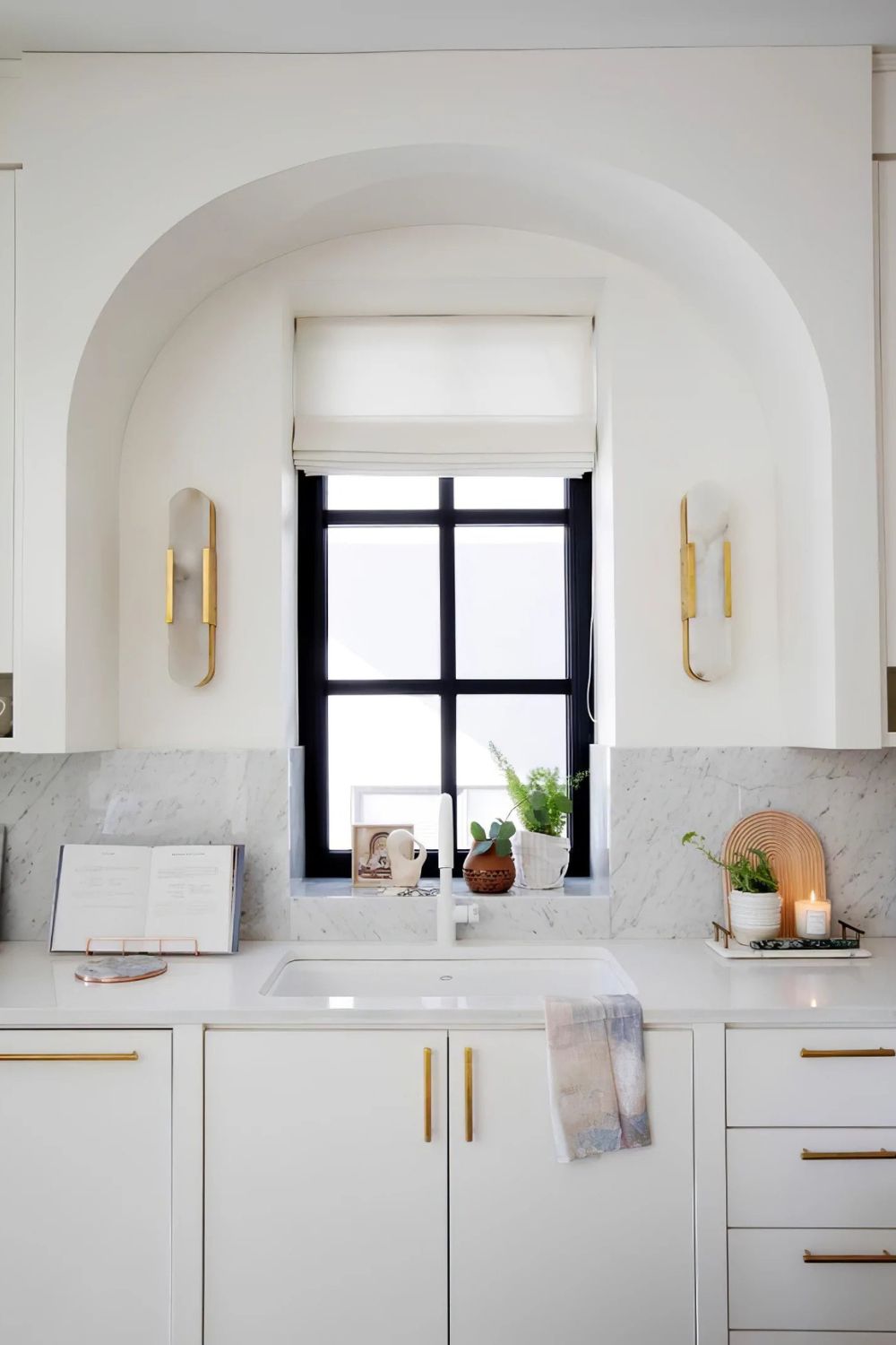 Modern Melange Elongated Sconce