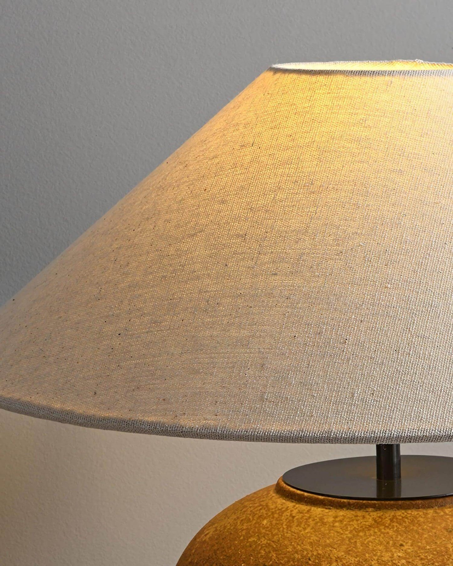 Chinese Retro Ceramic Table Lamp