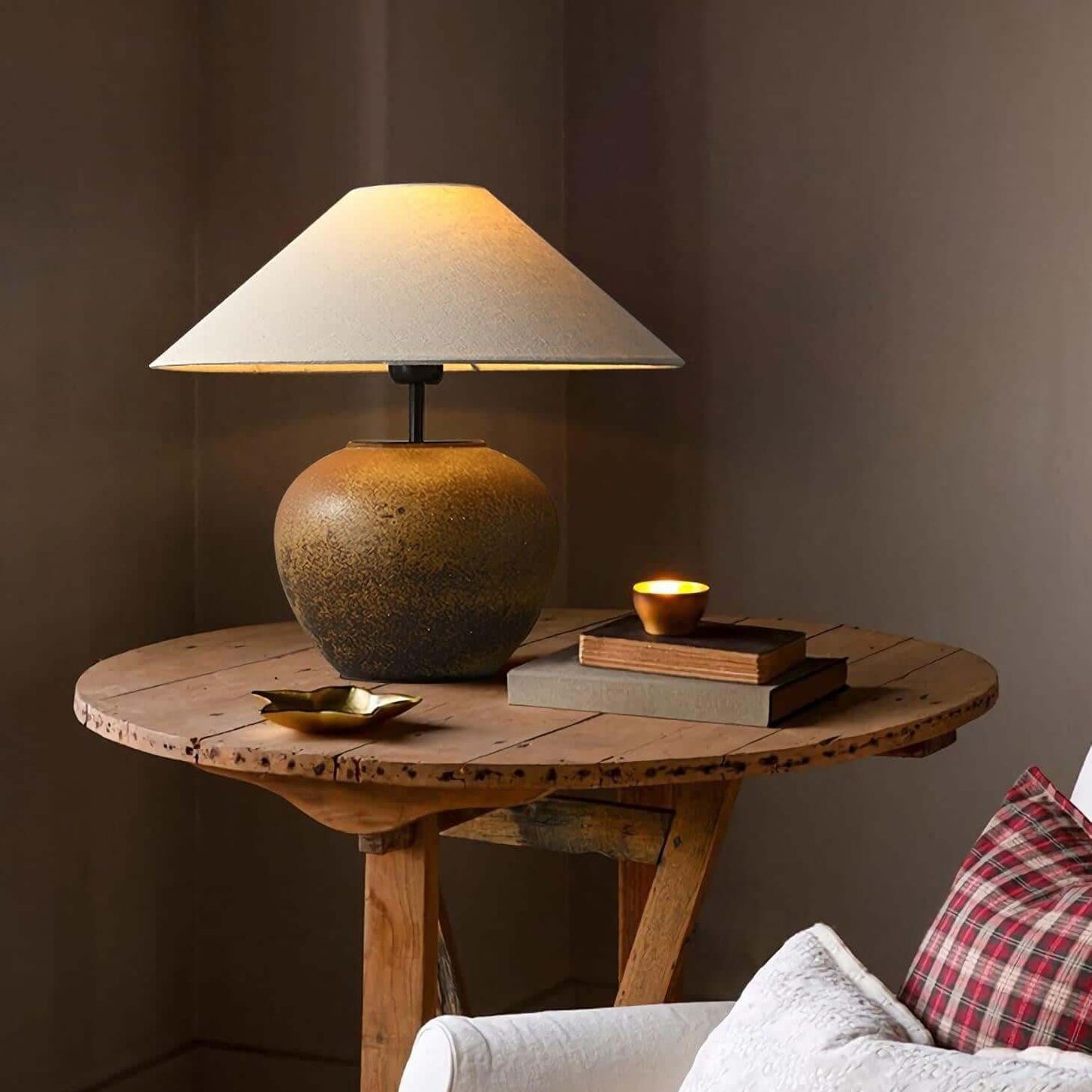 Chinese Retro Ceramic Table Lamp