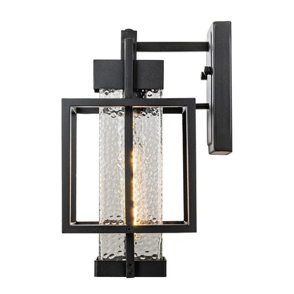 Everlight Solo Dusk to Dawn Outdoor Wall Lantern