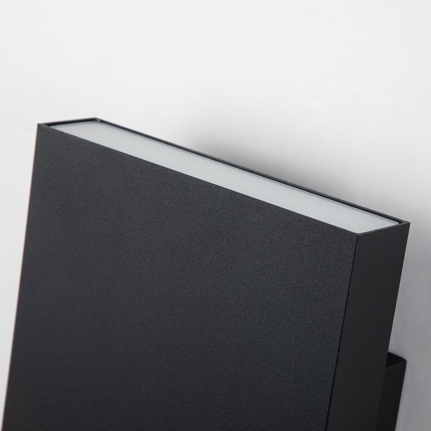 FloatBox LED Outdoor Wall Lantern