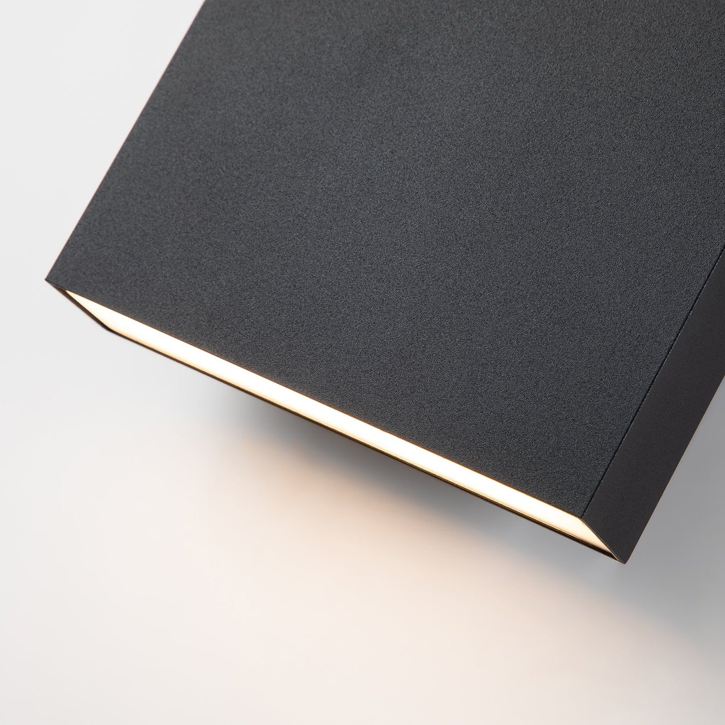 FloatBox LED Outdoor Wall Lantern